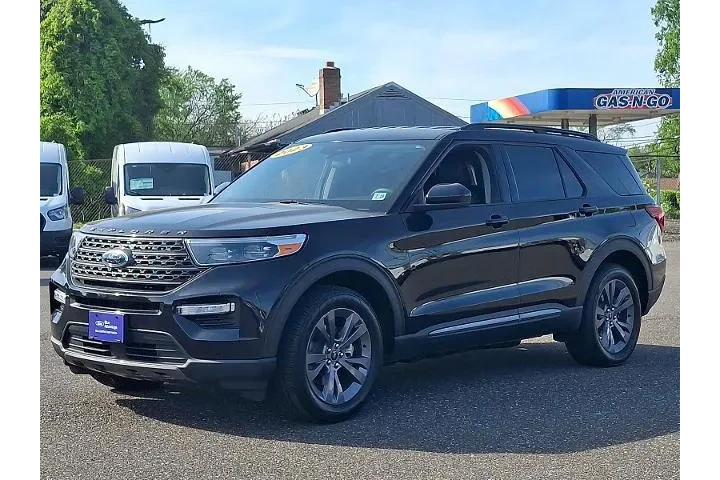 $32888 : Ford Explorer 2023 AWD XLT 4 image 3