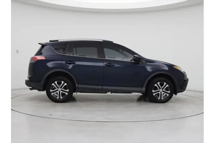$17998 : Toyota RAV4 2018 LE 4dr SUV image 7