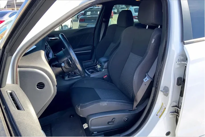 $20989 : Dodge Charger 2019 R/T 4dr S image 7