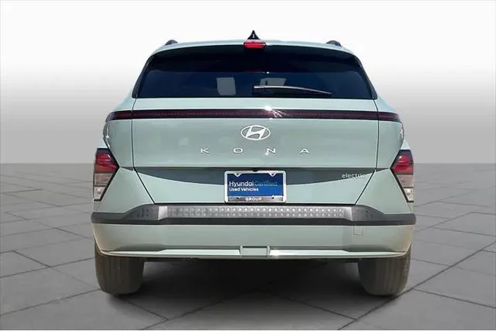 $24987 : Hyundai KONA Electric 2024 S image 4
