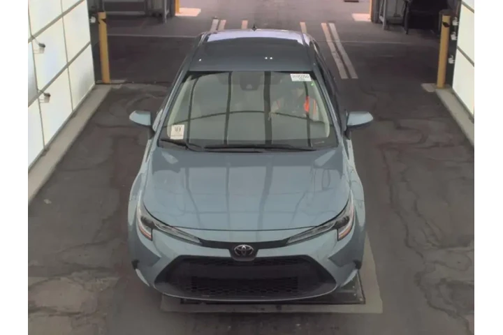 $18493 : Toyota Corolla 2022 LE 4dr S image 2