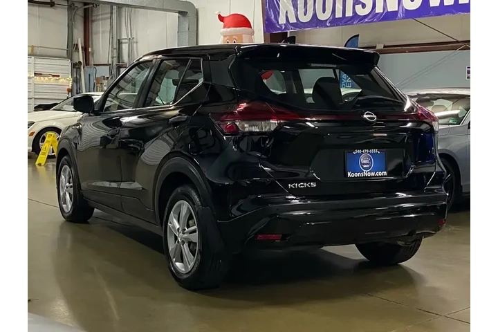 $18800 : Nissan Kicks 2022 S 4dr Cros image 2