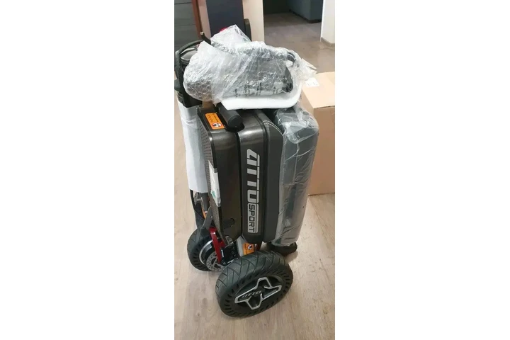 Mobility scooter image 5