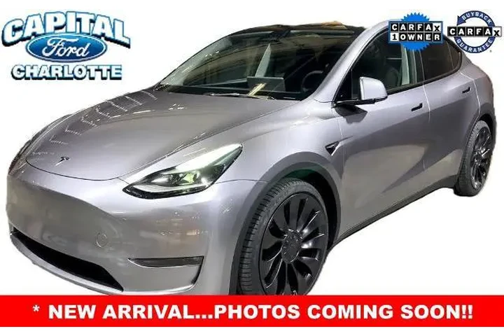 $29999 : Tesla Model Y 2023 AWD 4dr C image 2