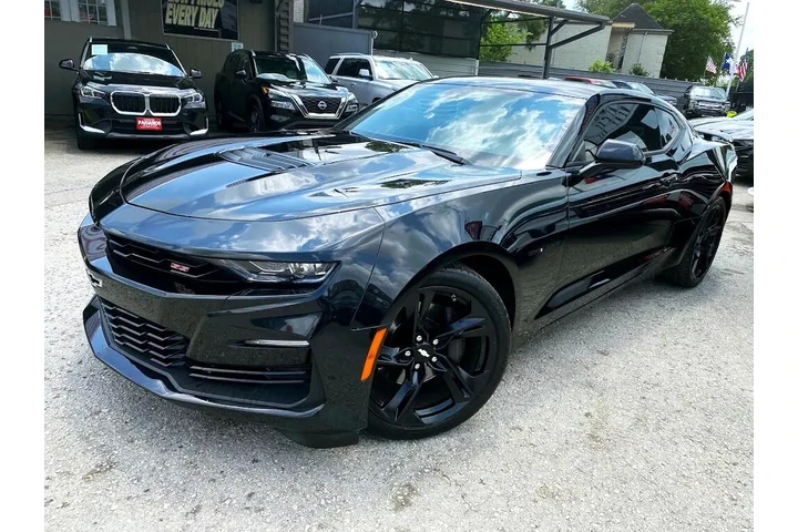 2019 Camaro 2SS Coupe image 1