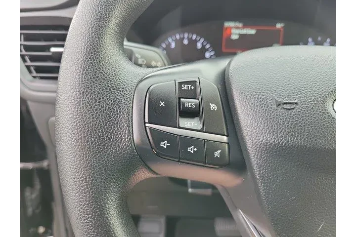 $15813 : Ford Escape 2020 S 4dr SUV image 5