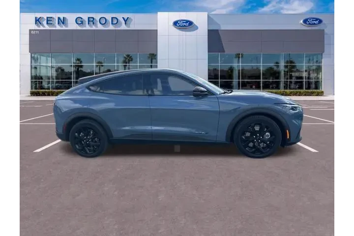 $36785 : Ford Mustang Mach-E 2024 AWD image 4