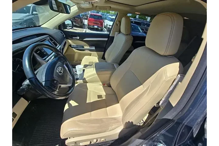 $18999 : Toyota Highlander 2017 AWD X image 6