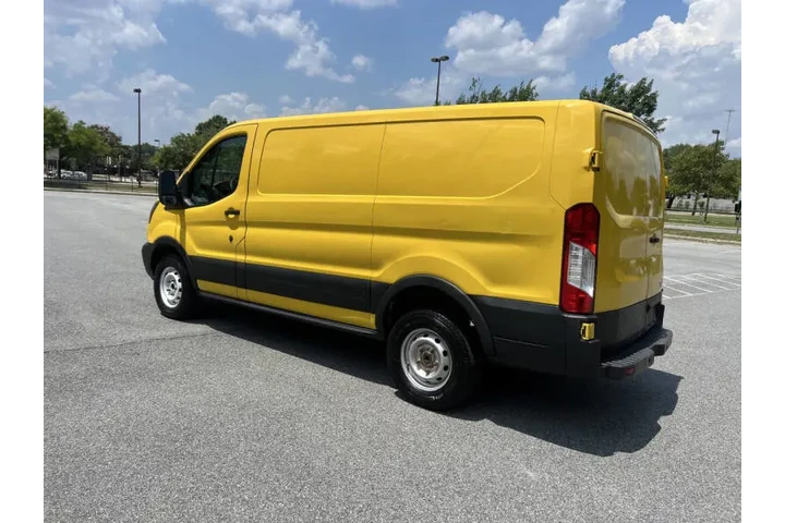 $16500 : 2019 Transit 250 image 6