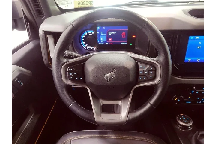 $39998 : Ford Bronco 2023 4x4 Base Ad image 10