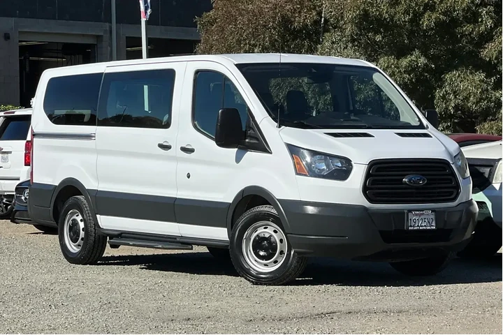 $27400 : Ford Transit 2018 150 XL 3dr image 2