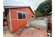 Single family home has 3 bedro