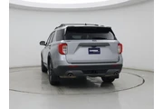 $25998 : Ford Explorer 2022 AWD XLT 4 thumbnail