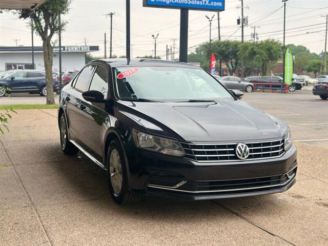 $15900 : 2018 Passat 2.0T S image 4