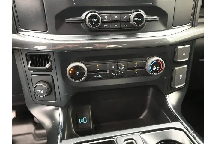 $31294 : Ford F-150 2023 4x2 XL 4dr S image 9