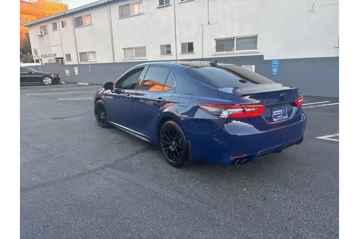 $33827 : Toyota Camry 2024 XSE V6 4dr image 4