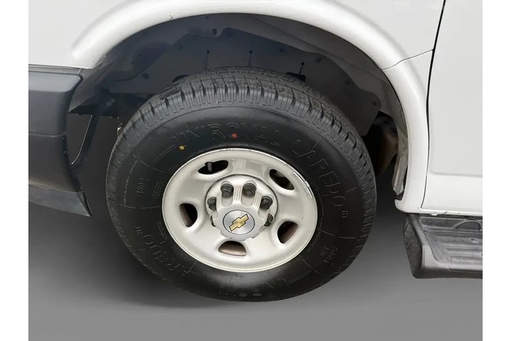 $34884 : Chevrolet Express 2023 LS 35 image 9