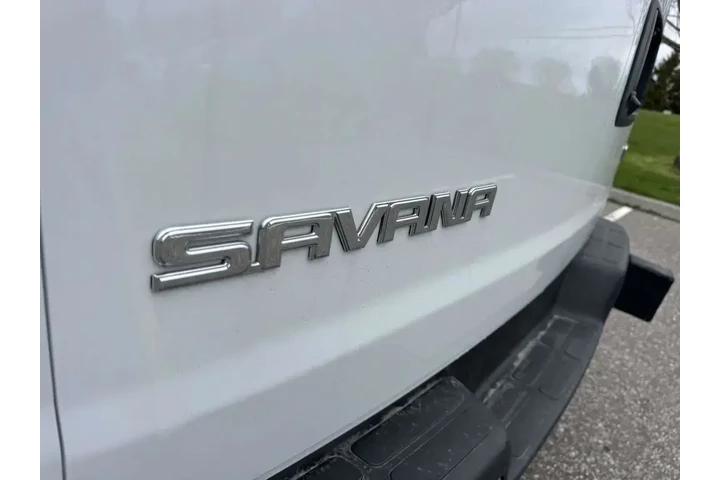 $32488 : GMC Savana 2024 2500 3dr Car image 9