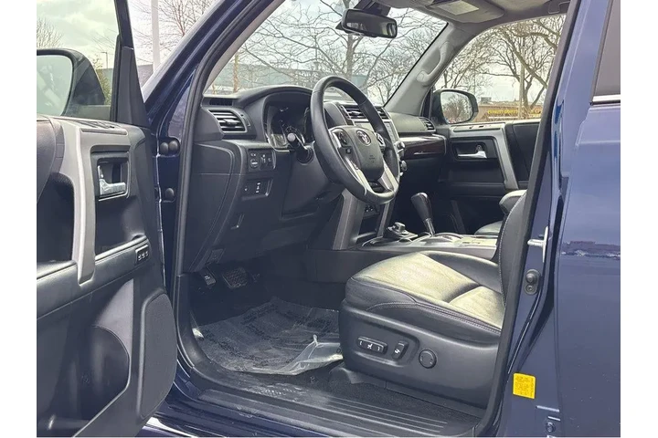 $40000 : Gold Certified2020 4 RUNNER image 2