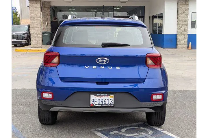 $18777 : Hyundai VENUE 2023 Limited 4 image 3