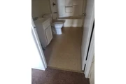 $1400 : 0/1 140 e. Manchester ave. thumbnail