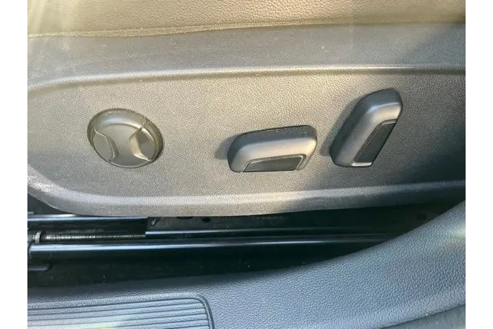 $17910 : Volkswagen Jetta 2024 SE 4dr image 10