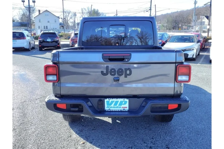 $28995 : Jeep Gladiator 2023 4x4 Spor image 5