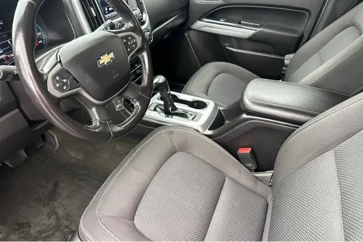 $21800 : Chevrolet Colorado 2017 4x2 image 10