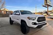 $28995 : 2017 Tacoma thumbnail