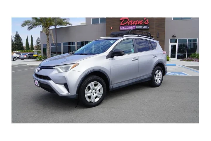 $16350 : 2016 RAV4 LE image 2