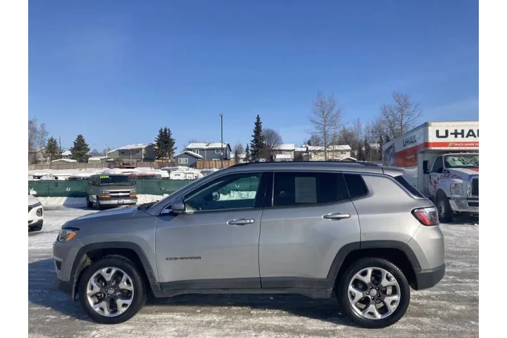 $21398 : 2020 Compass Limited image 9