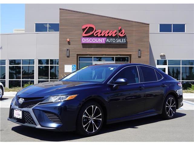 $21499 : 2018 Camry SE Sedan 4D image 1