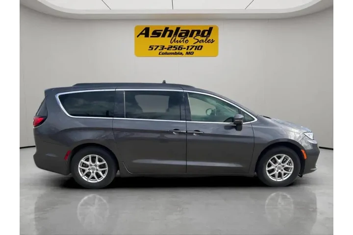 $17900 : 2022 Pacifica Touring L image 7
