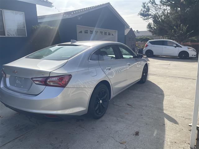 $12900 : 2022 Chevrolet Malibu image 4