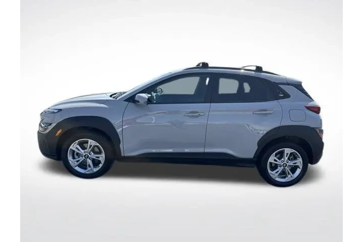 $21965 : Hyundai KONA 2023 AWD SEL 4d image 2