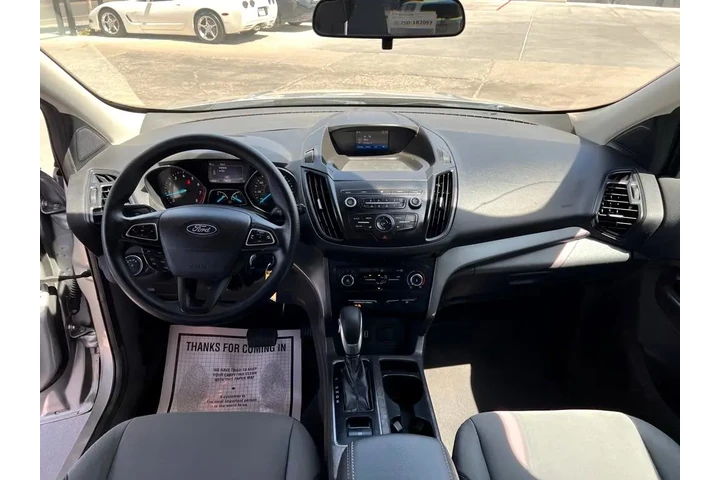 2019 Escape S FWD image 9
