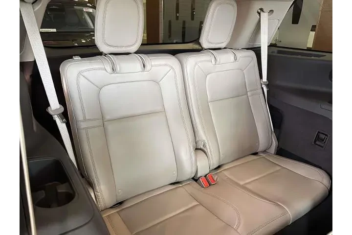 $37990 : Lincoln Aviator 2020 AWD Res image 7