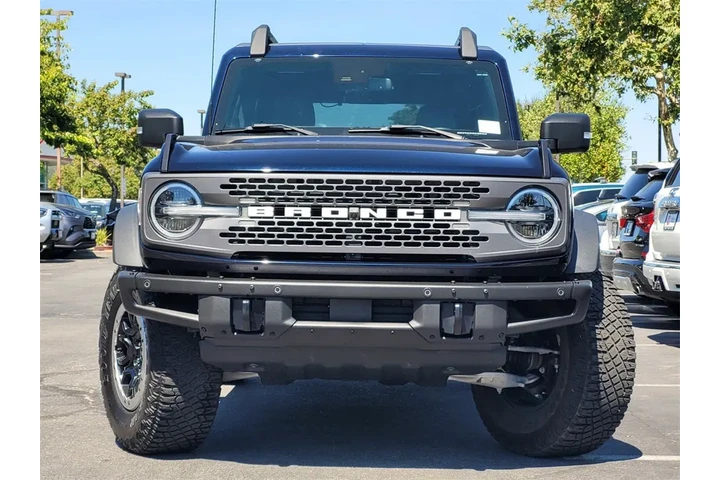 $44599 : 2021 Bronco Badlands image 2