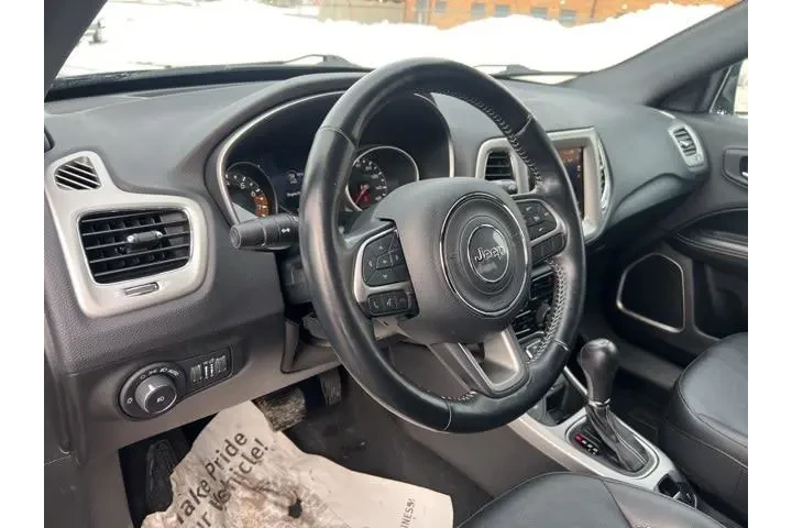 $17904 : Jeep Compass 2021 4x4 80th A image 7