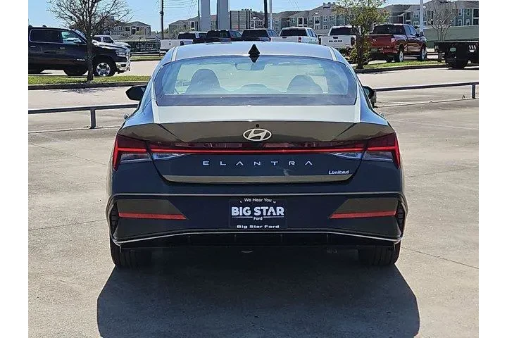 $23299 : Hyundai ELANTRA 2025 Limited image 4