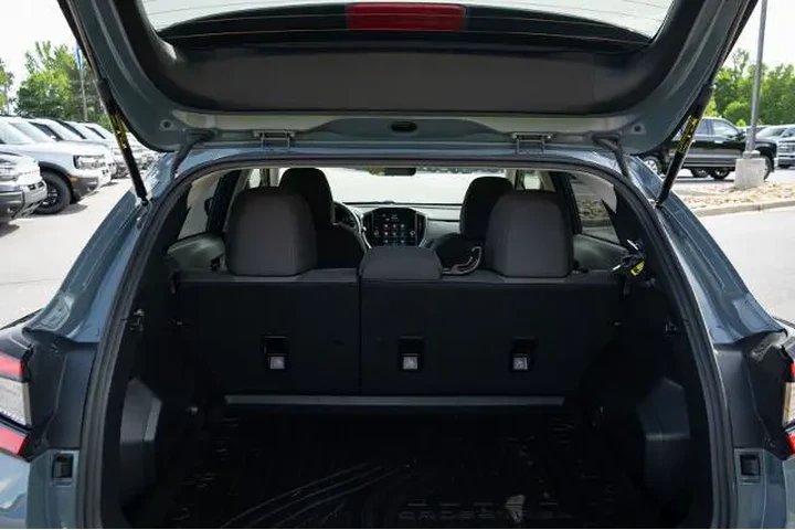 $29877 : Subaru Crosstrek 2025 AWD Pr image 9