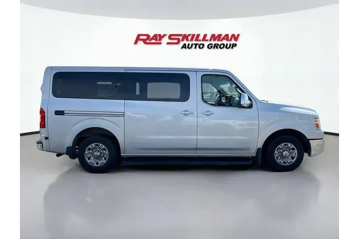$22988 : Nissan NV 2015 3500 HD S 3dr image 8