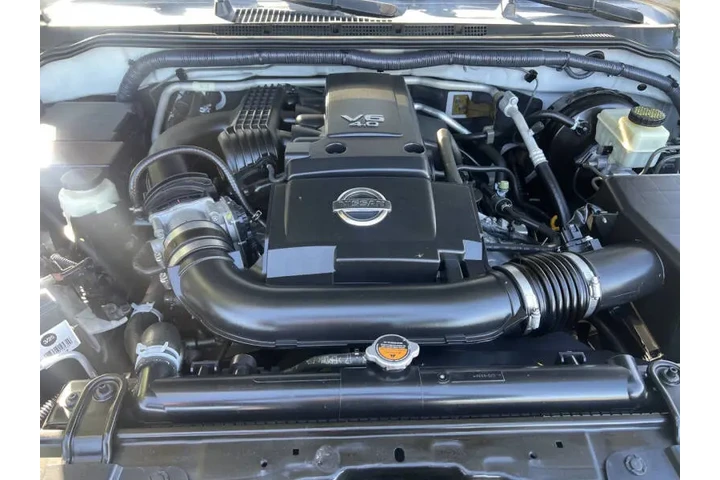 $17495 : 2017 Frontier image 5