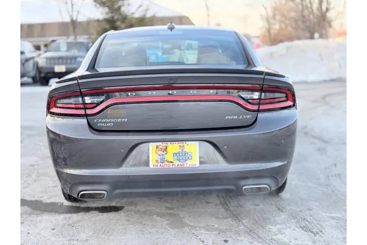 $12995 : 2016 Charger SXT image 10