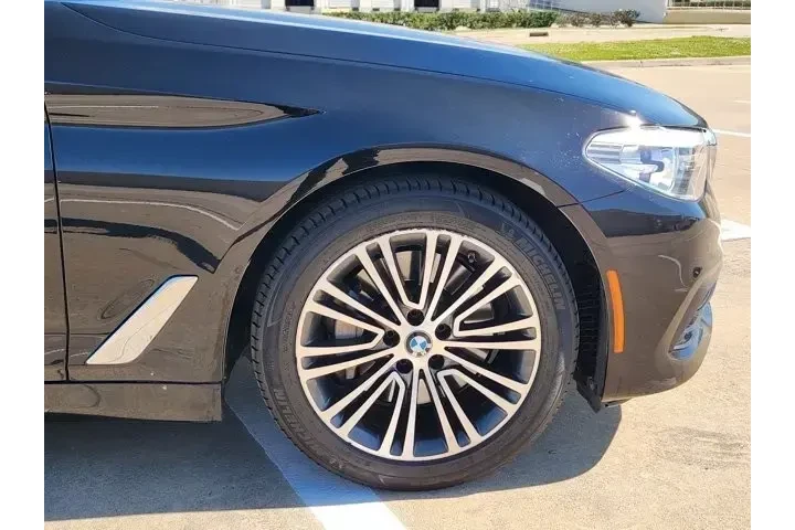 $18917 : BMW 5 Series 2018 530i 4dr S image 8