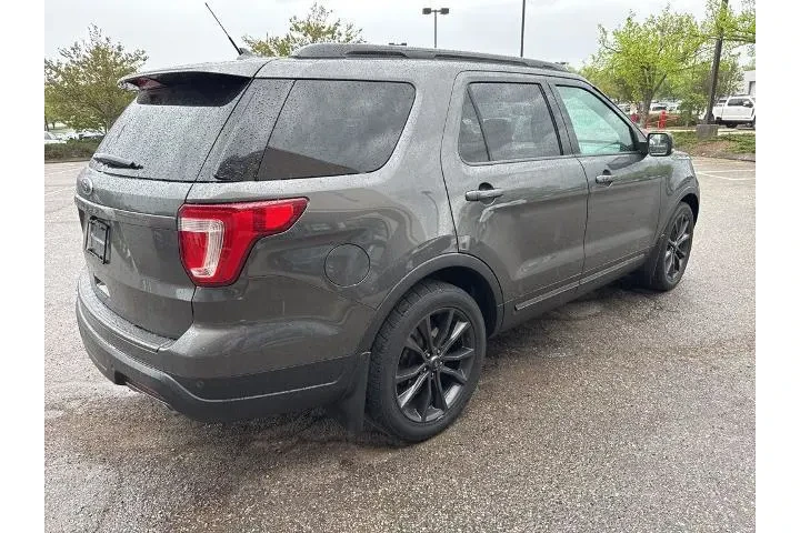 $17000 : Ford Explorer 2018 XLT 4dr S image 8