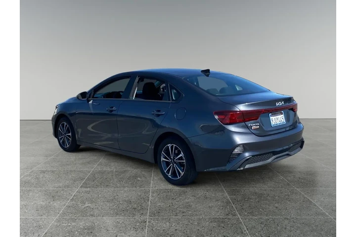 $23993 : Kia Forte 2024 image 3