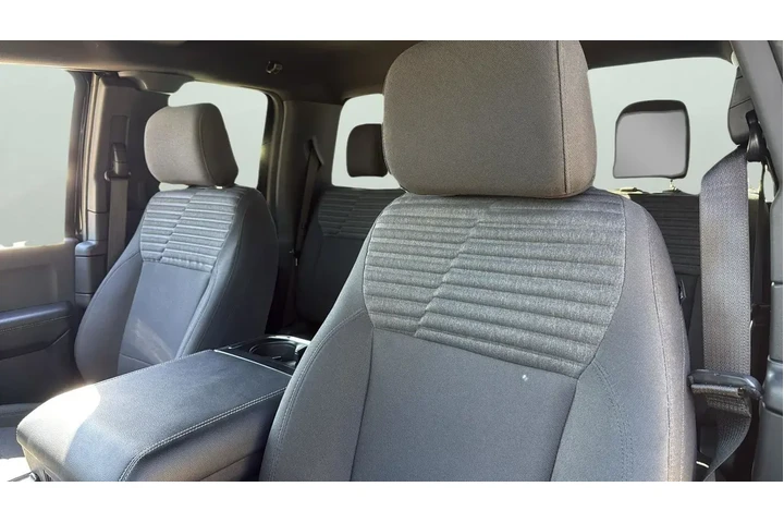 $32491 : Ford F-150 2022 4x4 XL 4dr S image 9