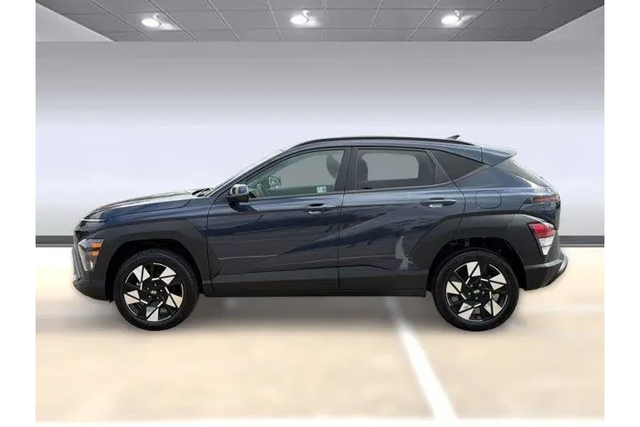 $21999 : Hyundai KONA 2025 AWD SEL 4d image 2
