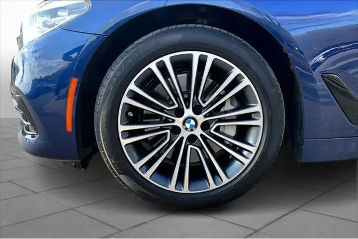 $20998 : BMW 5 Series 2019 530i 4dr S image 10